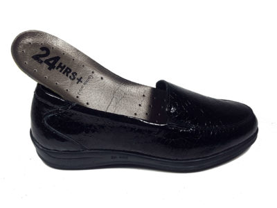 kioba en charol negro de 24horas