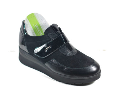 Zapato para plantilla extraíble en Alicante.